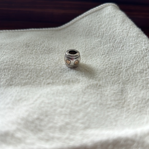 Pandora like bead/charm - Picture 2 of 3